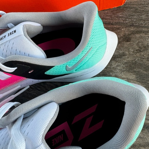 Brand New Nike Air Zoom Pegasus 38 “Miami” Men’s Running Shoes CW7356 102 - Picture 9 of 12